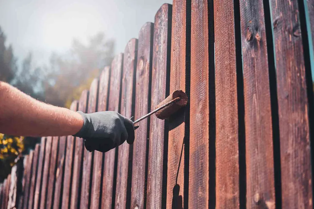 How to restain a wood fence and make it look new