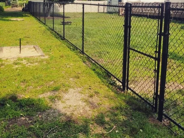 Galvanized chain link perimeter fence install in Wayne NJ